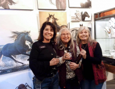 <p>Our Equine photographer, Jody Miller having fun with Peggy and Joyce</p>
