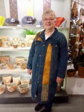 <p>We just had to capture this lovely lady in an amazing jean coat! Front...
</p>