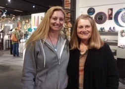 <p>So nice to have mother and daughter joining the Artwalk!
</p>