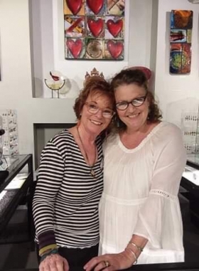 <h5>Our Christine with our amazing friend and jeweler Lesley McKeown</h5>